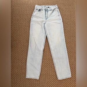 American Eagle Outfitters Light Wash Straight Leg Jeans